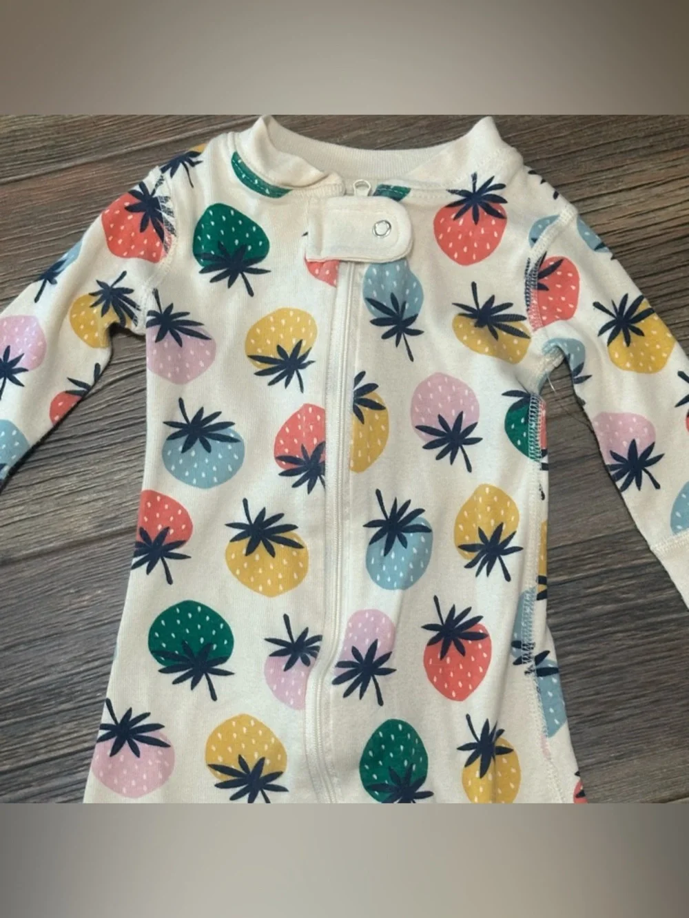 Hanna Andersson size 3-6 mo 60 cm strawberry sleeper outfit Organic cotton